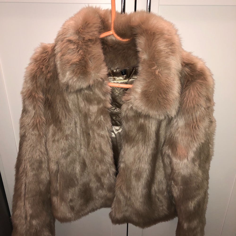 Express faux fur cropped jacket